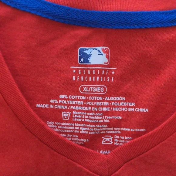 ⭐ 3/$12⭐ MLB Toronto Blue Jays T-shirt & Koozies - Picture 3 of 6